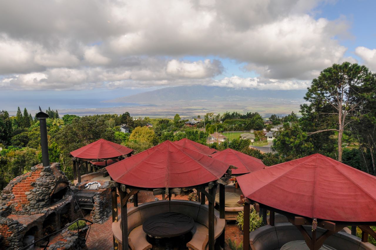 Eating on the way down from Haleakala